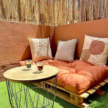 Appartement Cosy Proche Plage, Parking Gratuit *